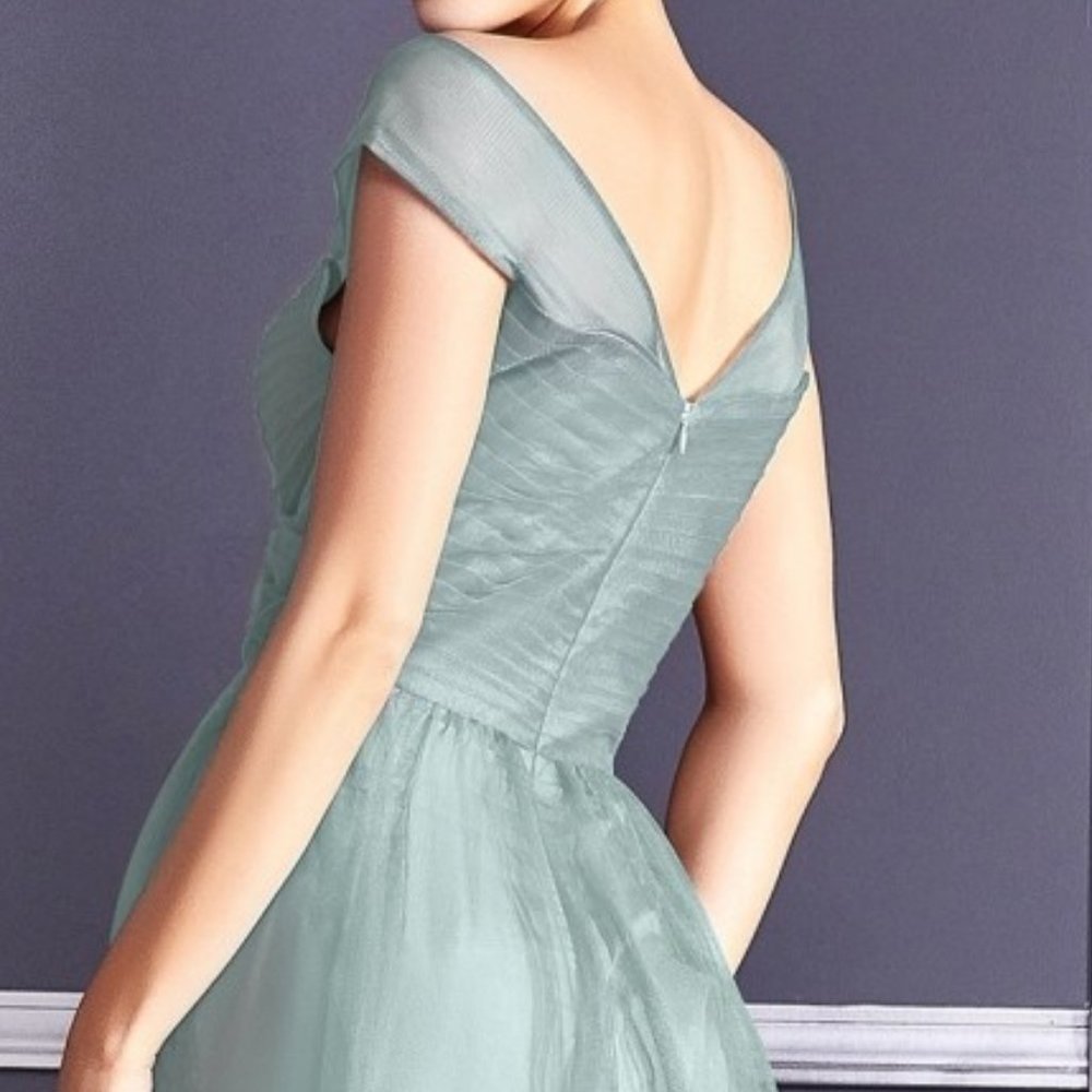 NEW EGGPLANT LONG TULLE SLEEVELESS DRESS WITH V-NECKLINE AND A-SILHOUETTE ET320 - Picture 6 of 7